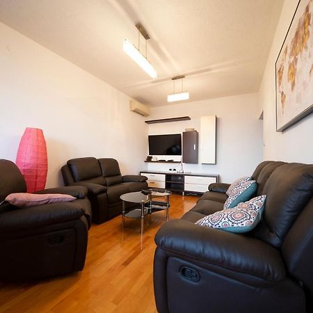 City&Sea View 2Br 4+2 ซาดาร์ ภายนอก รูปภาพ